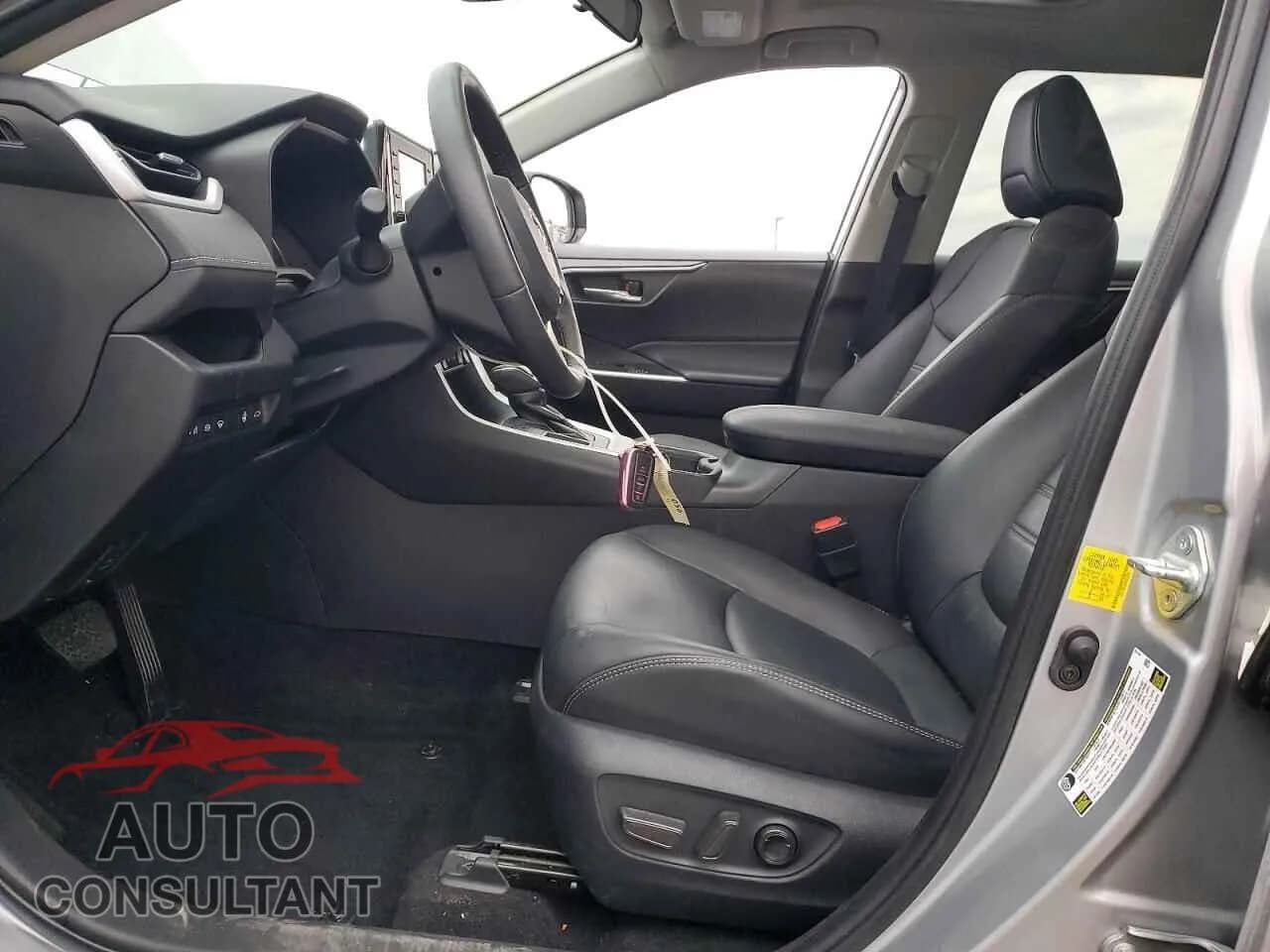 2022 TOYOTA RAV4 Damaged VIN 2T3C1RFV6NW222935 – exterior detail 2022 TOYOTA RAV4 Damaged VIN 2T3C1RFV6NW222935 – exterior detail