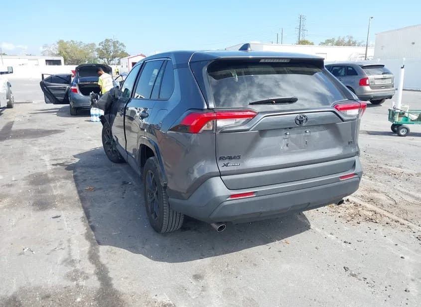 2024 TOYOTA RAV4 Used VIN 2T3H1RFV5RC265580 – front exterior 2024 TOYOTA RAV4 Used VIN 2T3H1RFV5RC265580 – front exterior