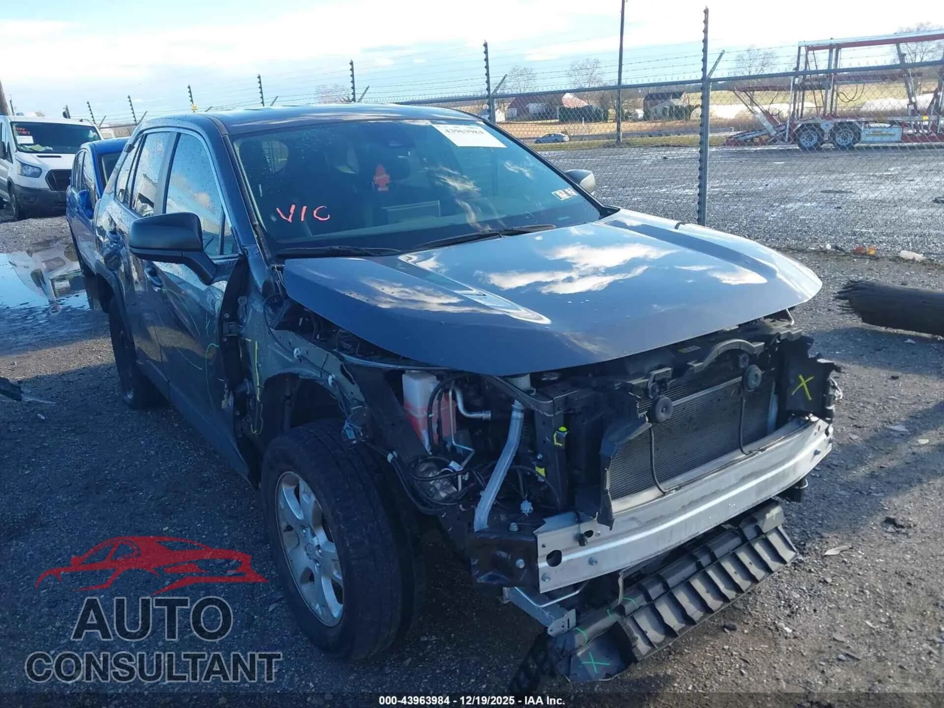 2024 TOYOTA RAV4 Damaged VIN 2T3H1RFV8RC288660 – engine bay 2024 TOYOTA RAV4 Damaged VIN 2T3H1RFV8RC288660 – engine bay