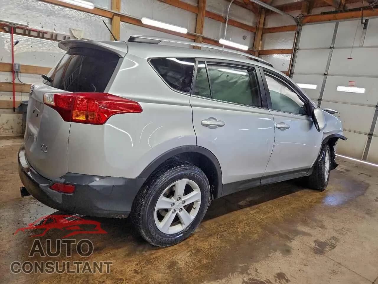 2013 TOYOTA RAV4 Damaged VIN 2T3RFREV8DW048636 – side profile 2013 TOYOTA RAV4 Damaged VIN 2T3RFREV8DW048636 – side profile