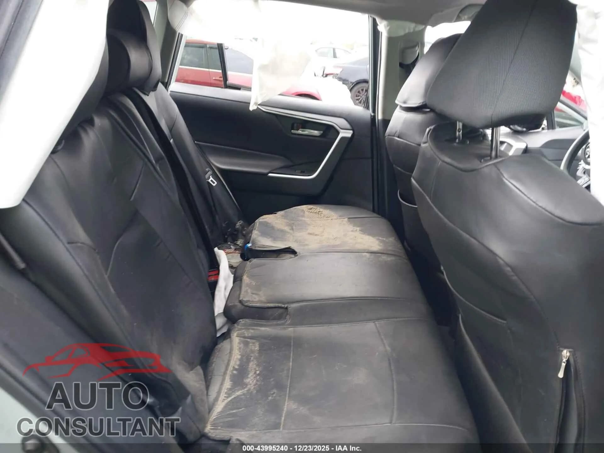 2022 TOYOTA RAV4 Damaged VIN 2T3W1RFVXNW225558 – undercarriage 2022 TOYOTA RAV4 Damaged VIN 2T3W1RFVXNW225558 – undercarriage