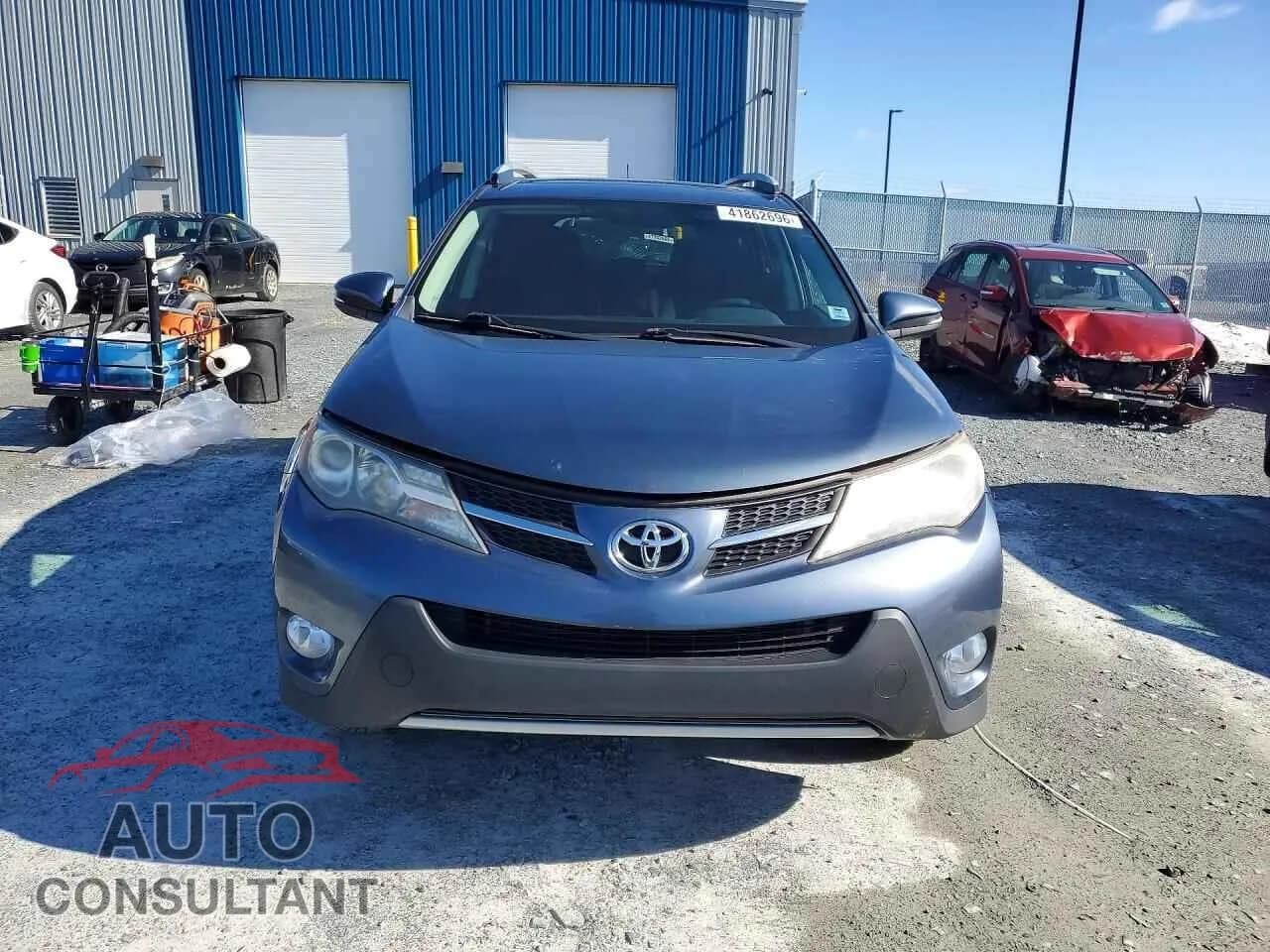 2013 TOYOTA RAV4 Used VIN 2T3WFREV7DW055208 – interior seats 2013 TOYOTA RAV4 Used VIN 2T3WFREV7DW055208 – interior seats