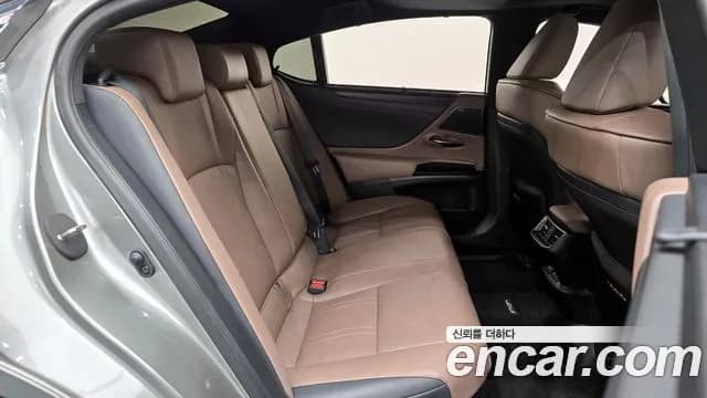 2025 Lexus ES300h 7th Gen Executive Sold VIN 38488448484848484 – odometer reading 2025 Lexus ES300h 7th Gen Executive Sold VIN 38488448484848484 – odometer reading