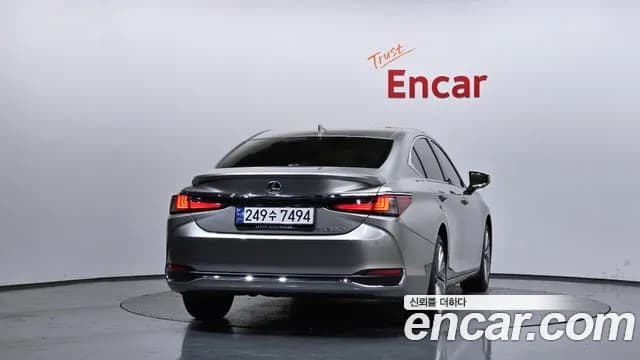 2025 Lexus ES300h 7th Gen Executive Sold VIN 38488448484848484 – photo 17 2025 Lexus ES300h 7th Gen Executive Sold VIN 38488448484848484 – photo 17