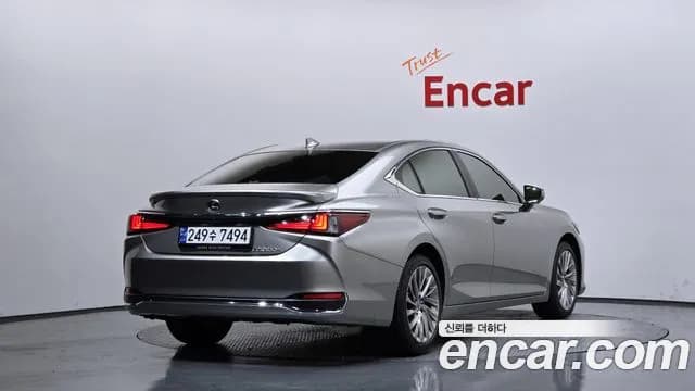 2025 Lexus ES300h 7th Gen Executive Sold VIN 38488448484848484 – photo 24 2025 Lexus ES300h 7th Gen Executive Sold VIN 38488448484848484 – photo 24
