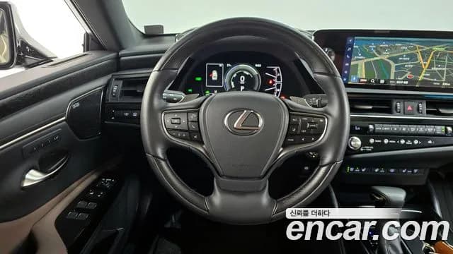 2025 Lexus ES300h 7th Gen Executive Sold VIN 38488448484848484 – photo 31 2025 Lexus ES300h 7th Gen Executive Sold VIN 38488448484848484 – photo 31