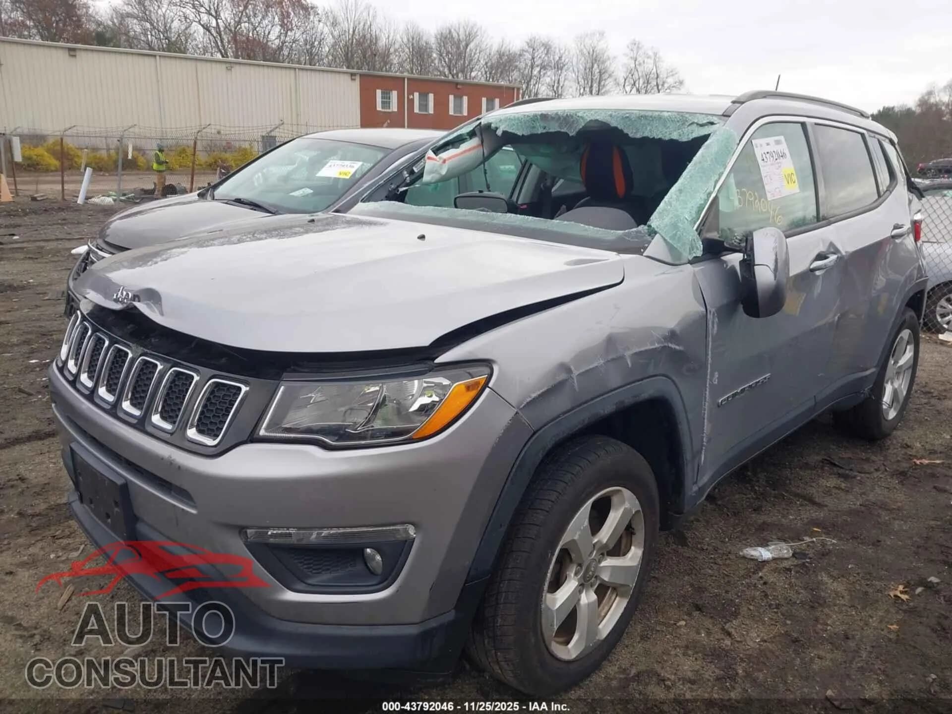 2019 JEEP COMPASS Damaged VIN 3C4NJDBB5KT595751 – rear exterior 2019 JEEP COMPASS Damaged VIN 3C4NJDBB5KT595751 – rear exterior