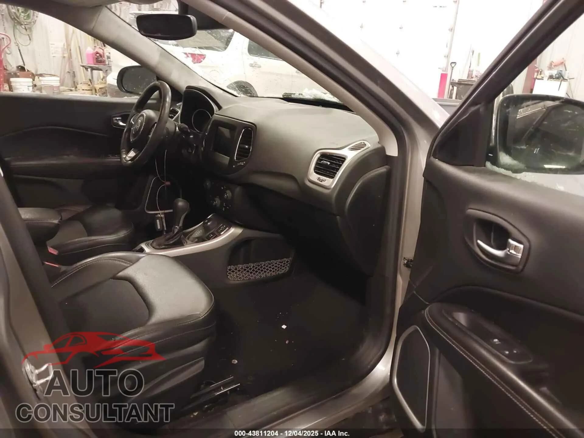 2019 JEEP COMPASS Damaged VIN 3C4NJDBB7KT646179 – interior seats 2019 JEEP COMPASS Damaged VIN 3C4NJDBB7KT646179 – interior seats