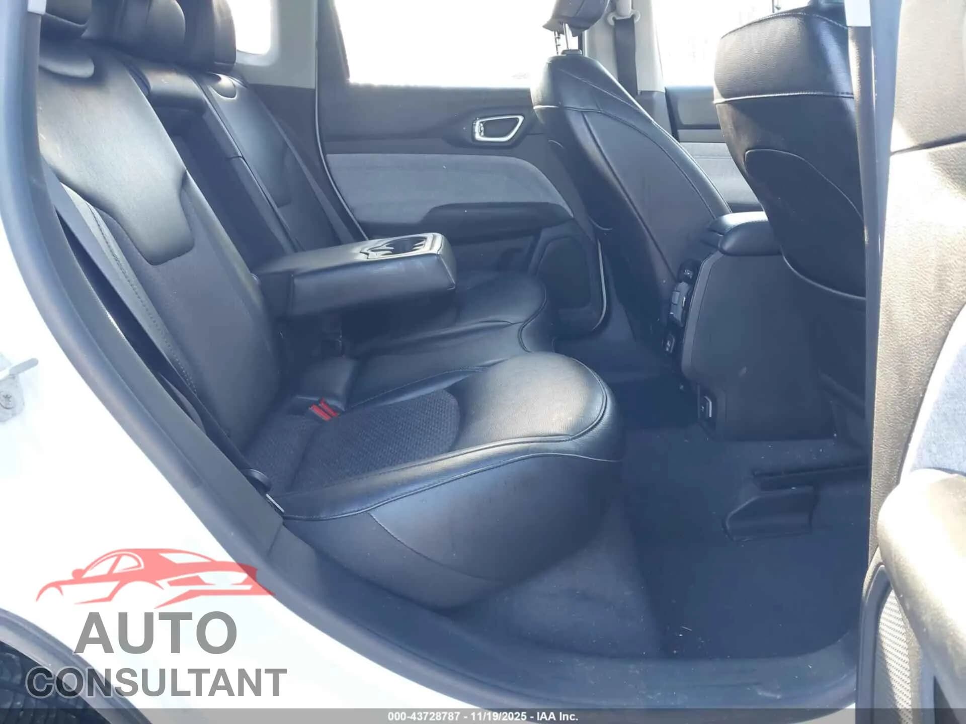 2022 JEEP COMPASS Damaged VIN 3C4NJDBB7NT209173 – undercarriage 2022 JEEP COMPASS Damaged VIN 3C4NJDBB7NT209173 – undercarriage