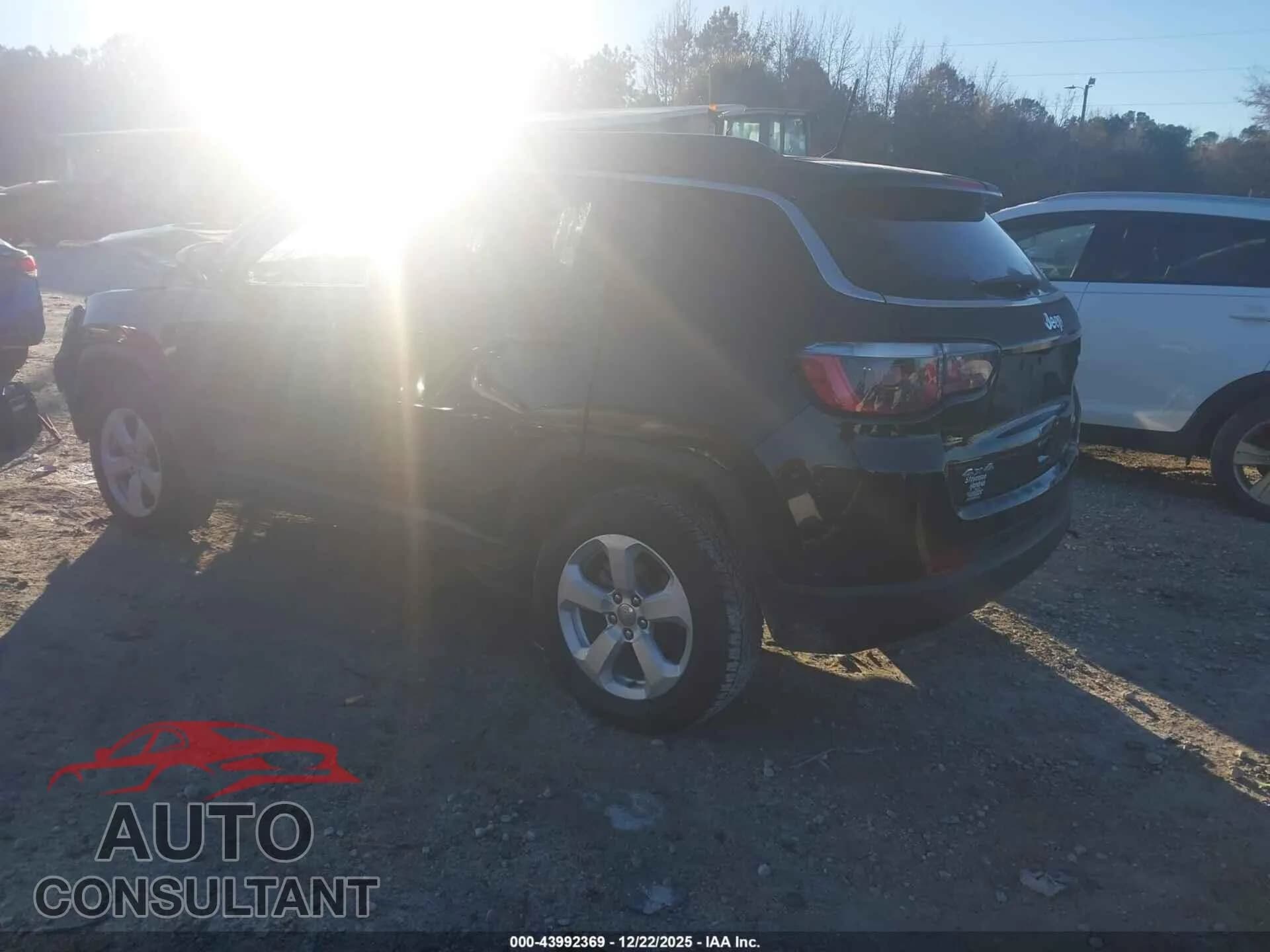 2018 JEEP COMPASS Damaged VIN 3C4NJDBBXJT246552 – side profile 2018 JEEP COMPASS Damaged VIN 3C4NJDBBXJT246552 – side profile