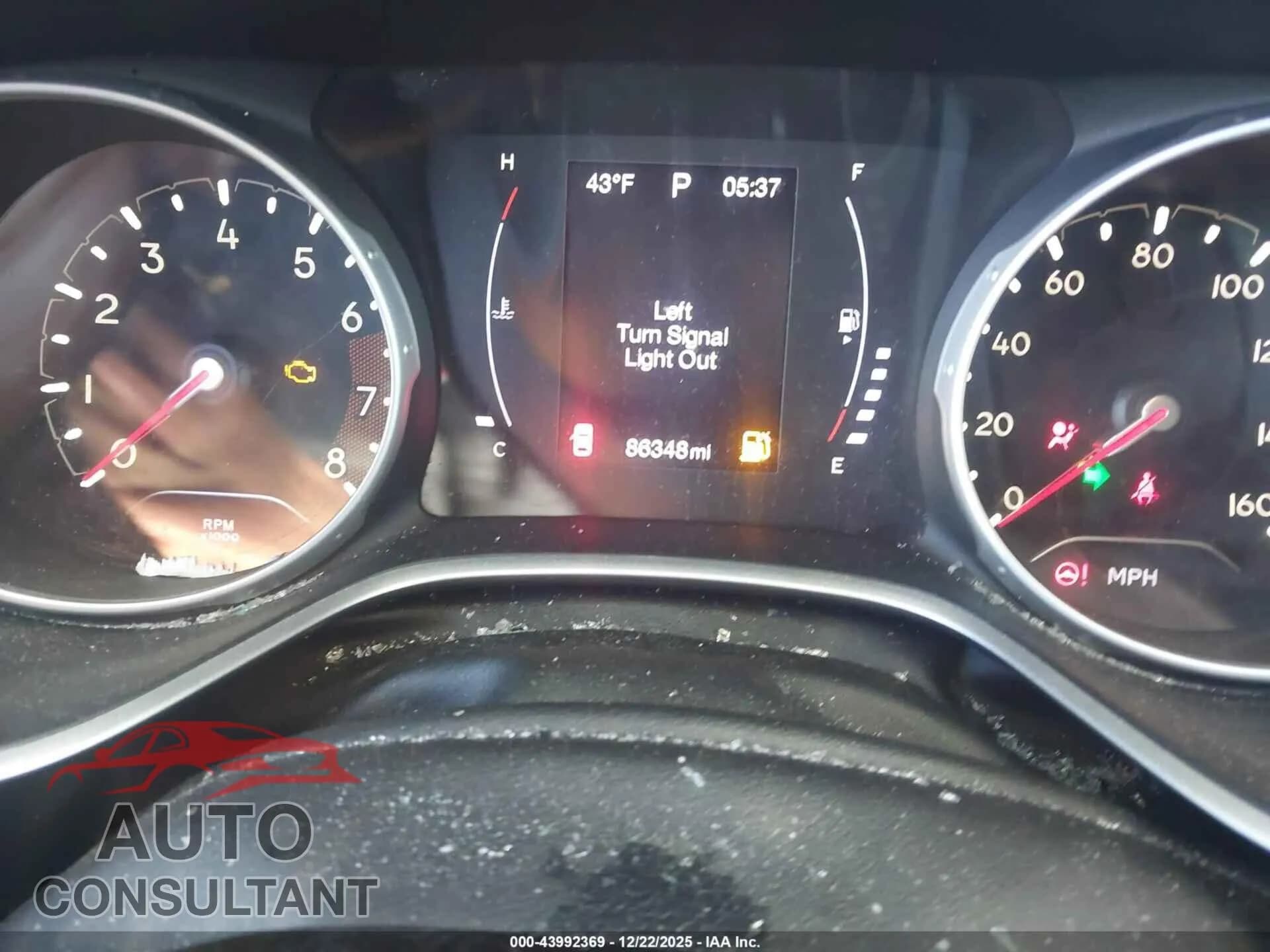 2018 JEEP COMPASS Damaged VIN 3C4NJDBBXJT246552 – exterior detail 2018 JEEP COMPASS Damaged VIN 3C4NJDBBXJT246552 – exterior detail