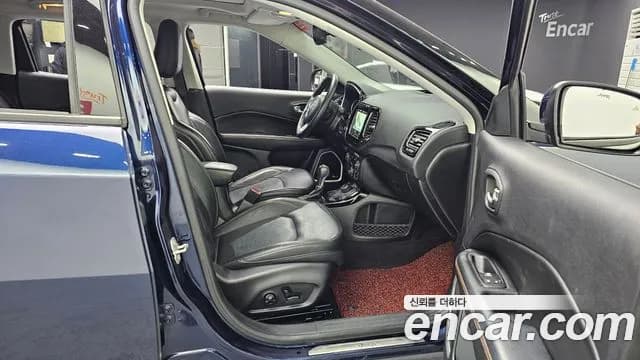 2019 Jeep Compass 2nd Gen 2.4 Limitied AWD Sold VIN 3C4NJDCB8KT598089 – exterior detail 2019 Jeep Compass 2nd Gen 2.4 Limitied AWD Sold VIN 3C4NJDCB8KT598089 – exterior detail