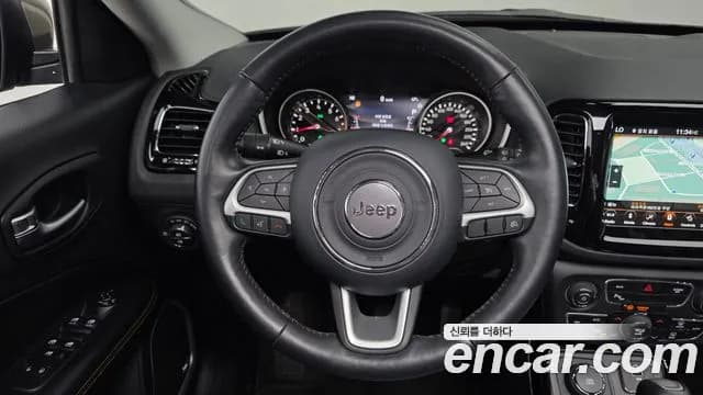 2019 Jeep Compass 2nd Gen 2.4 Limitied AWD Sold VIN 3C4NJDCBXKT598109 – trunk area 2019 Jeep Compass 2nd Gen 2.4 Limitied AWD Sold VIN 3C4NJDCBXKT598109 – trunk area