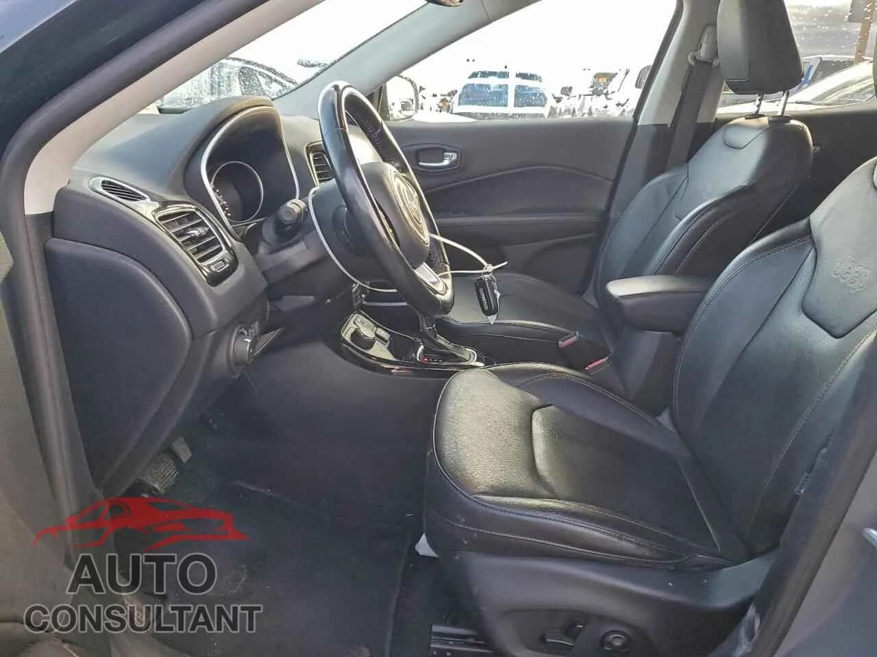 2021 JEEP COMPASS Damaged VIN 3C4NJDCBXMT504037 – exterior detail 2021 JEEP COMPASS Damaged VIN 3C4NJDCBXMT504037 – exterior detail