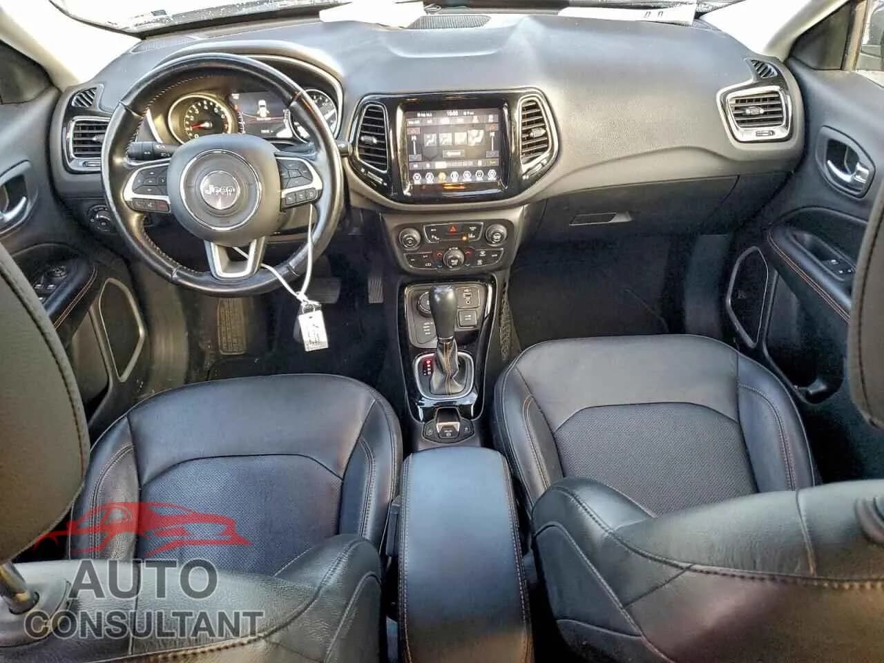 2021 JEEP COMPASS Damaged VIN 3C4NJDCBXMT504037 – undercarriage 2021 JEEP COMPASS Damaged VIN 3C4NJDCBXMT504037 – undercarriage