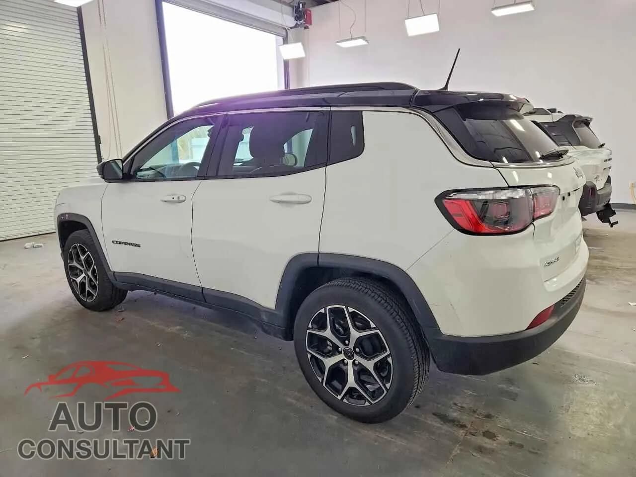 2025 JEEP COMPASS Used VIN 3C4NJDCN5ST564959 – rear exterior 2025 JEEP COMPASS Used VIN 3C4NJDCN5ST564959 – rear exterior