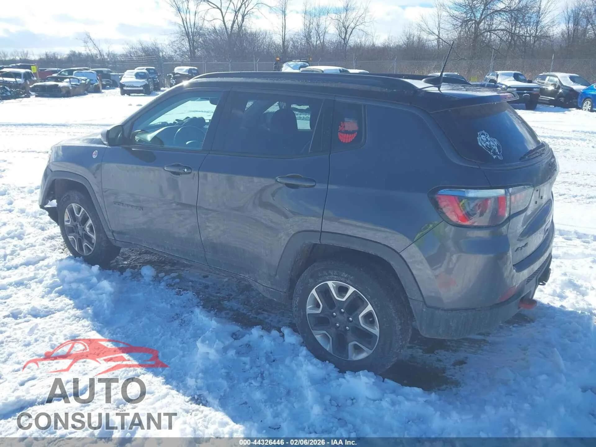 2017 JEEP NEW COMPASS Used VIN 3C4NJDDBXHT681904 – side profile 2017 JEEP NEW COMPASS Used VIN 3C4NJDDBXHT681904 – side profile