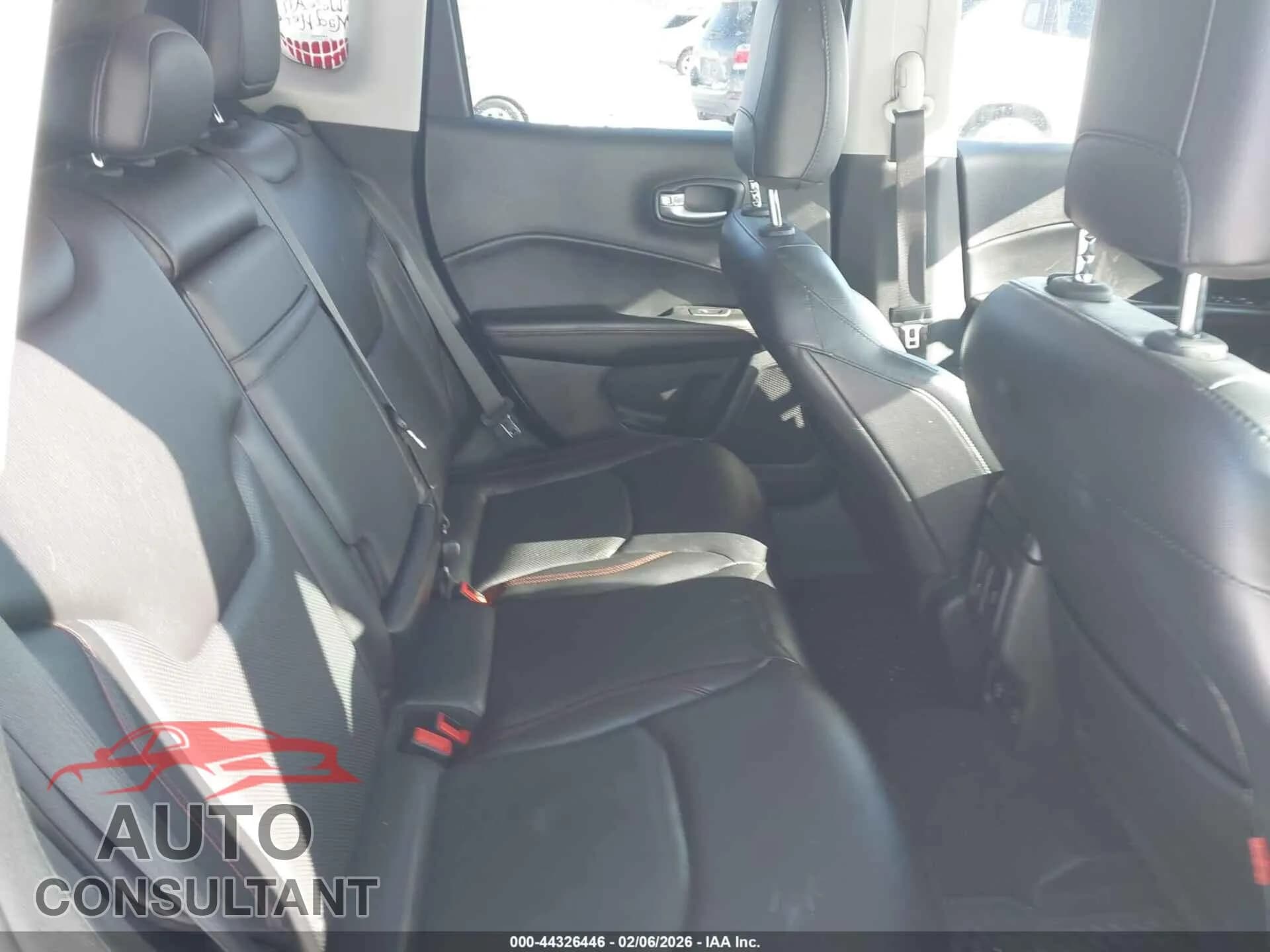 2017 JEEP NEW COMPASS Used VIN 3C4NJDDBXHT681904 – undercarriage 2017 JEEP NEW COMPASS Used VIN 3C4NJDDBXHT681904 – undercarriage