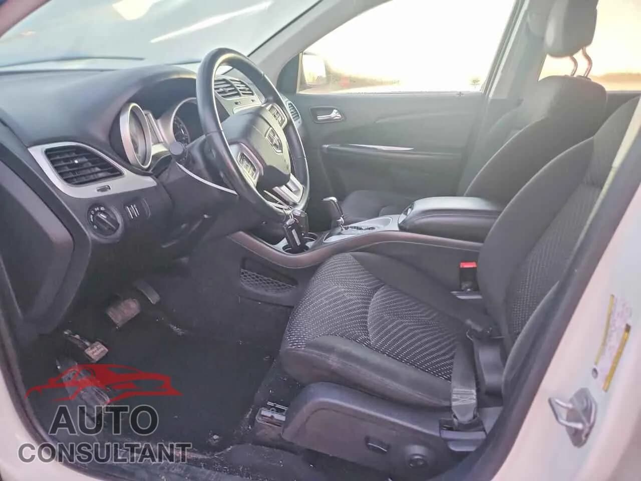 2020 DODGE JOURNEY Damaged VIN 3C4PDCAB1LT259771 – exterior detail 2020 DODGE JOURNEY Damaged VIN 3C4PDCAB1LT259771 – exterior detail