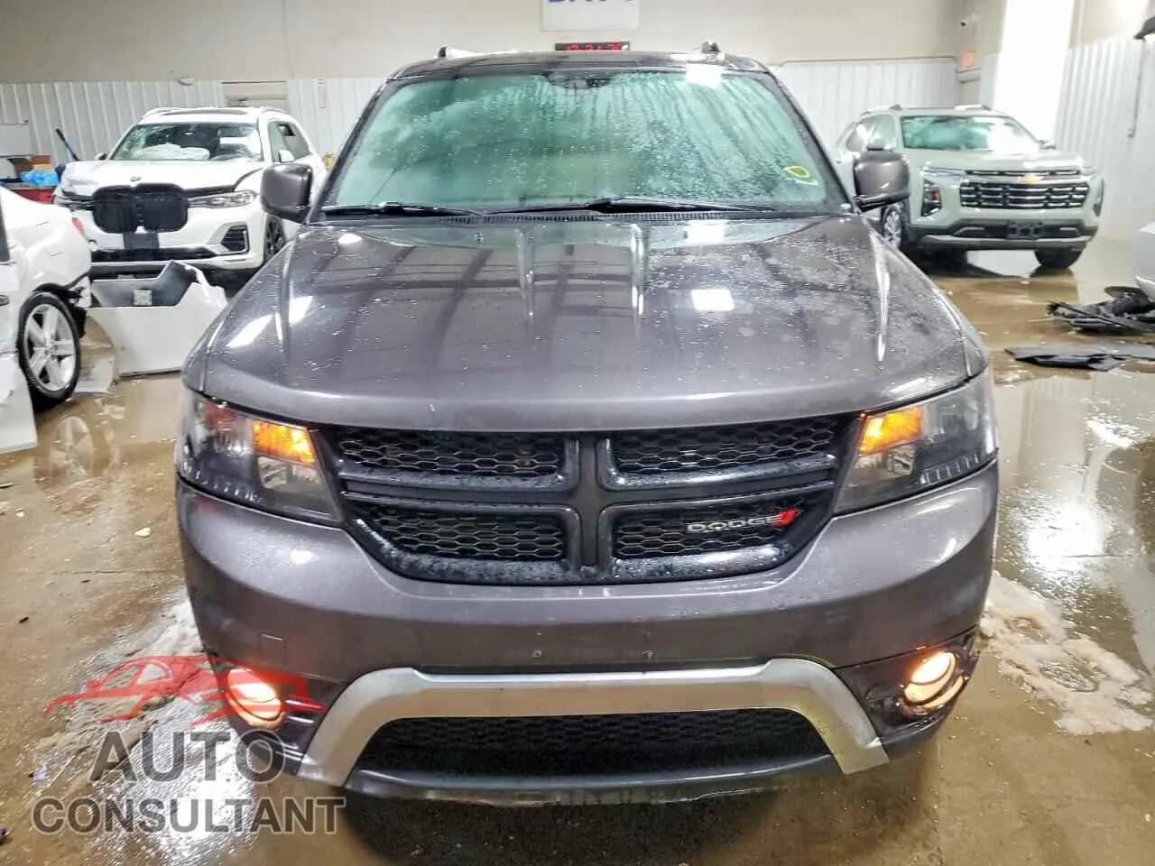 2016 DODGE JOURNEY Damaged VIN 3C4PDCGB7GT125456 – interior seats 2016 DODGE JOURNEY Damaged VIN 3C4PDCGB7GT125456 – interior seats