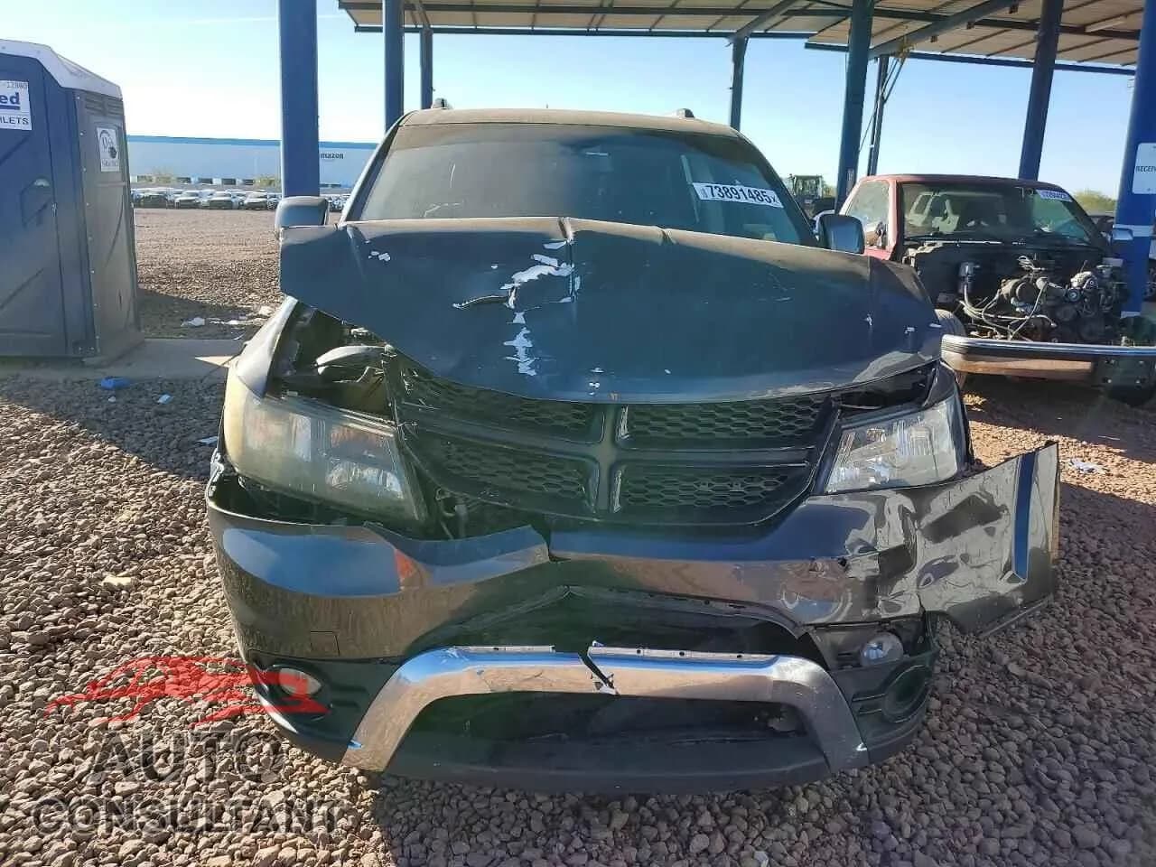 2017 DODGE JOURNEY Damaged VIN 3C4PDCGG8HT670885 – interior seats 2017 DODGE JOURNEY Damaged VIN 3C4PDCGG8HT670885 – interior seats