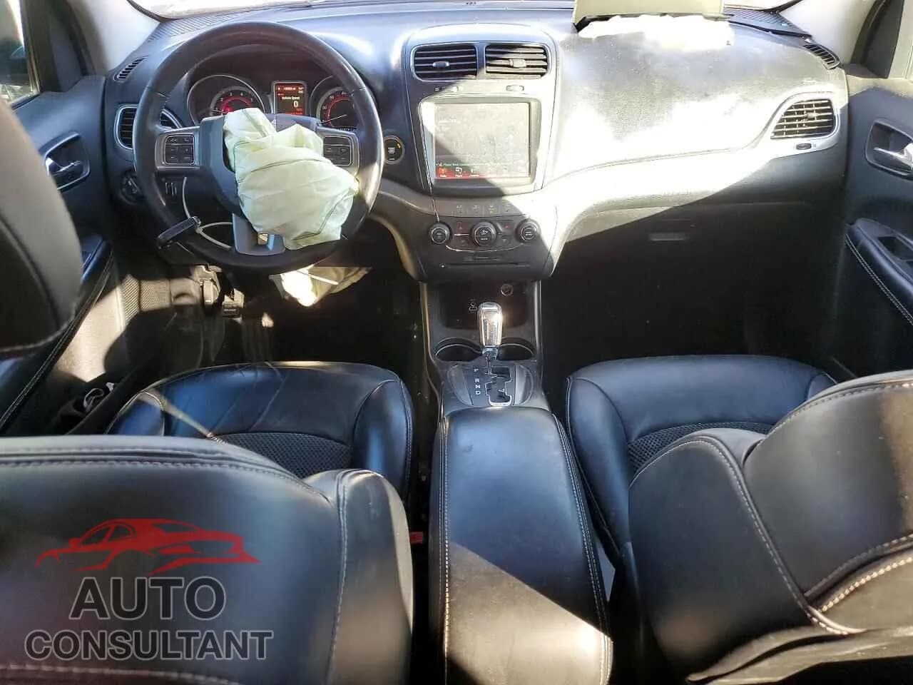 2017 DODGE JOURNEY Damaged VIN 3C4PDCGG8HT670885 – undercarriage 2017 DODGE JOURNEY Damaged VIN 3C4PDCGG8HT670885 – undercarriage