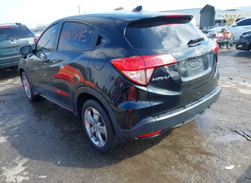 2017 HONDA HR-V Used VIN 3CZRU5H52HM710853 – engine bay 2017 HONDA HR-V Used VIN 3CZRU5H52HM710853 – engine bay