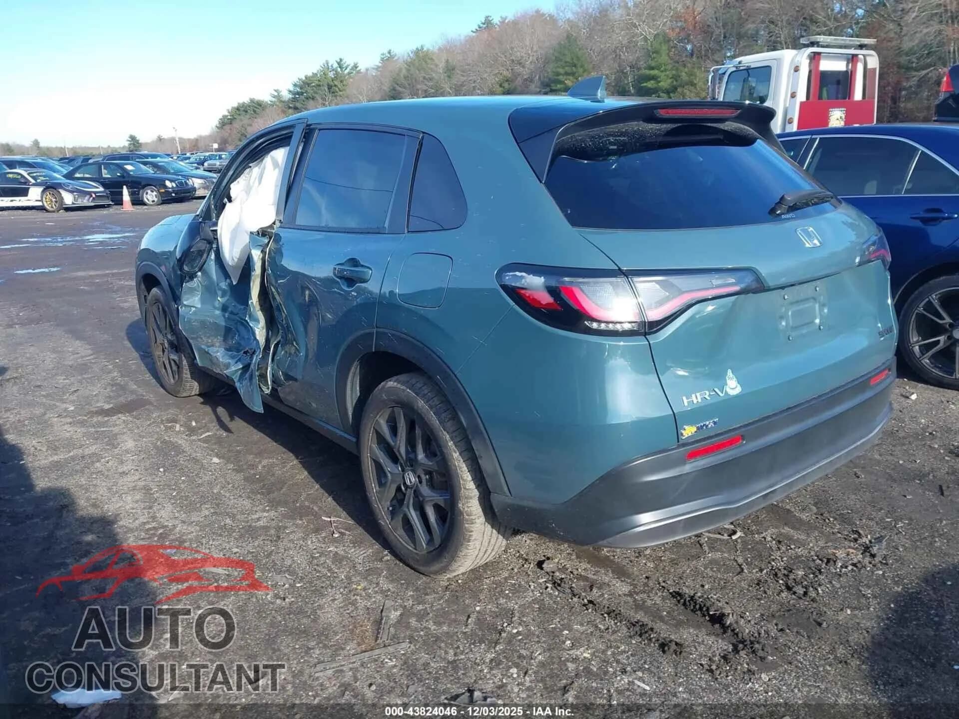2024 HONDA HR-V Damaged VIN 3CZRZ2H57RM705763 – side profile 2024 HONDA HR-V Damaged VIN 3CZRZ2H57RM705763 – side profile