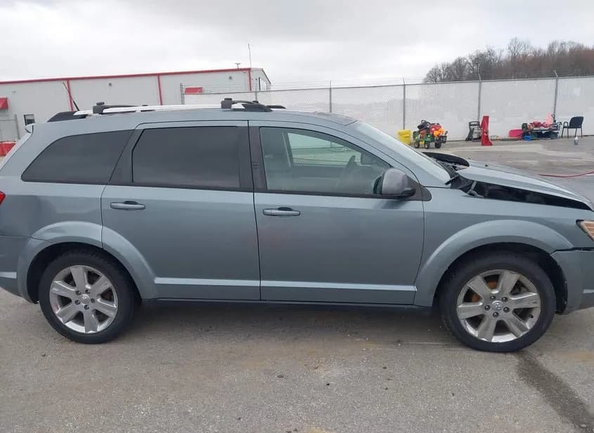 2010 DODGE Journey Used VIN 3D4PG5FV0AT196829 – interior seats 2010 DODGE Journey Used VIN 3D4PG5FV0AT196829 – interior seats