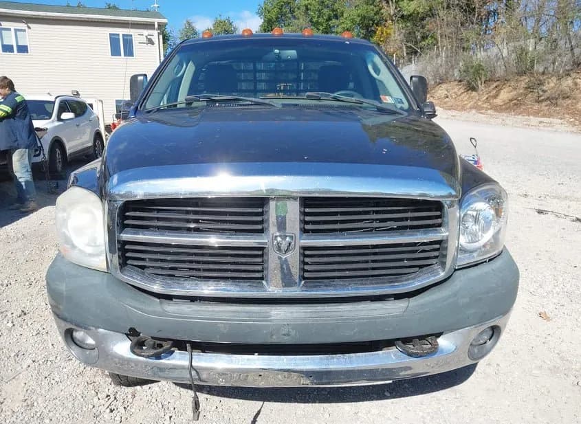 2009 DODGE Ram Chassis Cab Used VIN 3D6WH46L99G520020 – front exterior 2009 DODGE Ram Chassis Cab Used VIN 3D6WH46L99G520020 – front exterior