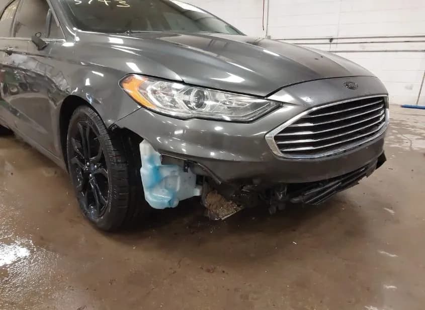 2020 FORD Fusion Used VIN 3FA6P0HD2LR126772 – engine bay 2020 FORD Fusion Used VIN 3FA6P0HD2LR126772 – engine bay
