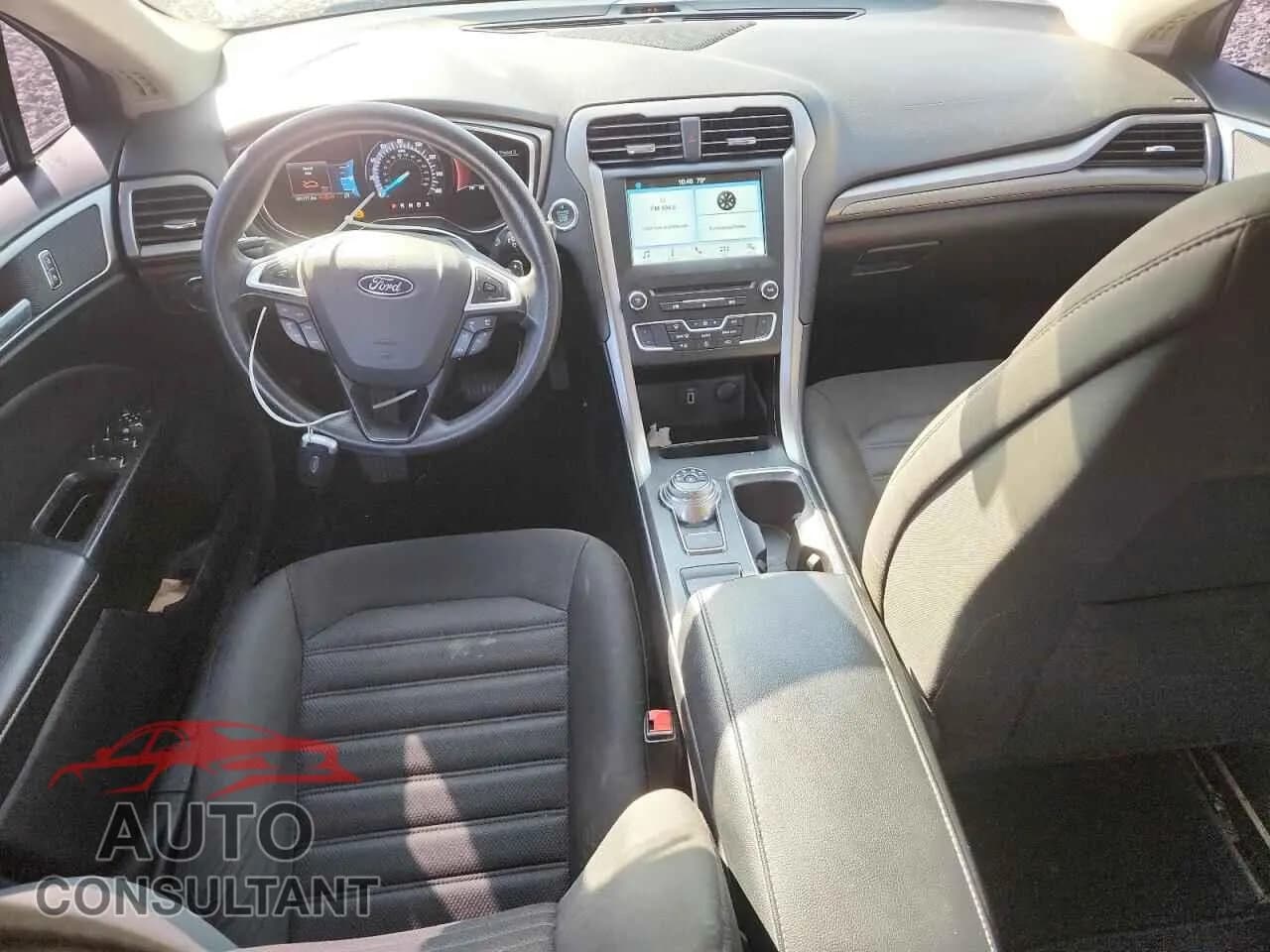 2017 FORD FUSION Damaged VIN 3FA6P0HD4HR406121 – undercarriage 2017 FORD FUSION Damaged VIN 3FA6P0HD4HR406121 – undercarriage