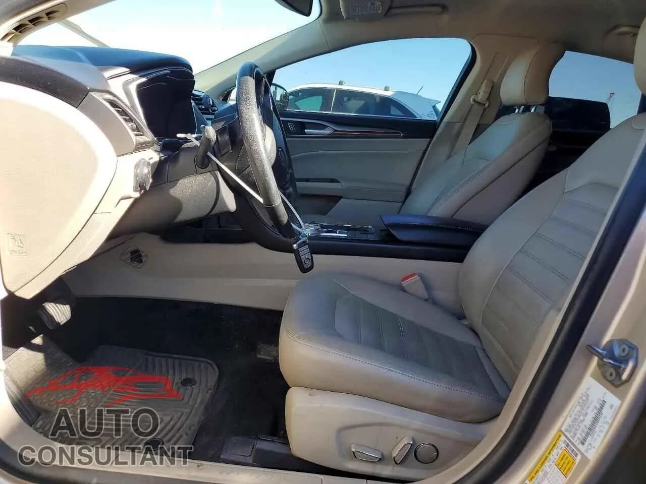 2017 FORD FUSION Damaged VIN 3FA6P0HD5HR399258 – exterior detail 2017 FORD FUSION Damaged VIN 3FA6P0HD5HR399258 – exterior detail