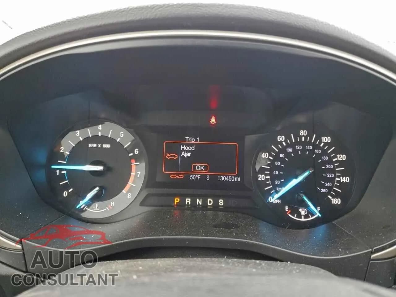 2013 FORD FUSION Damaged VIN 3FA6P0HR6DR175938 – trunk area 2013 FORD FUSION Damaged VIN 3FA6P0HR6DR175938 – trunk area