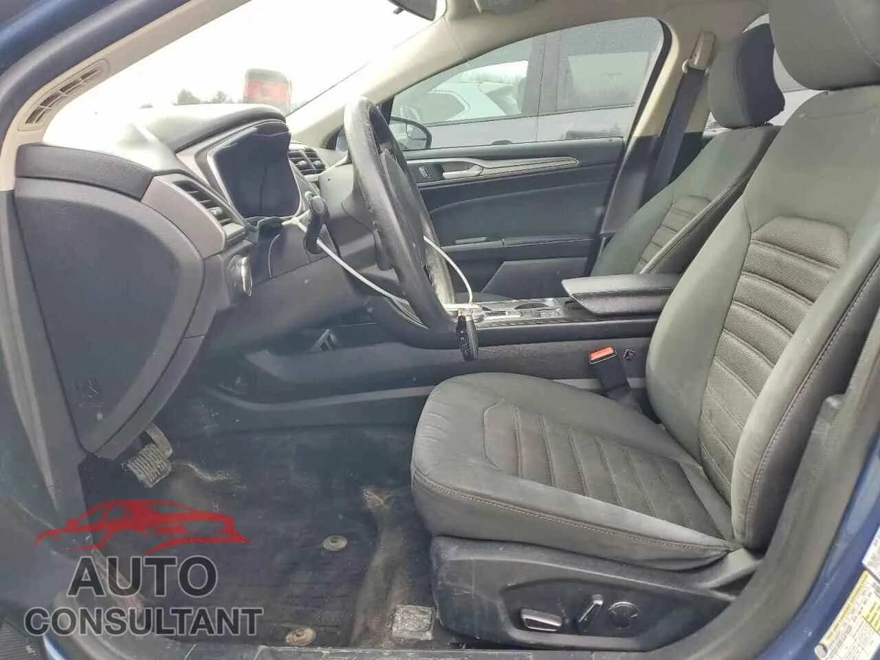 2018 FORD FUSION Used VIN 3FA6P0LU1JR210263 – exterior detail 2018 FORD FUSION Used VIN 3FA6P0LU1JR210263 – exterior detail