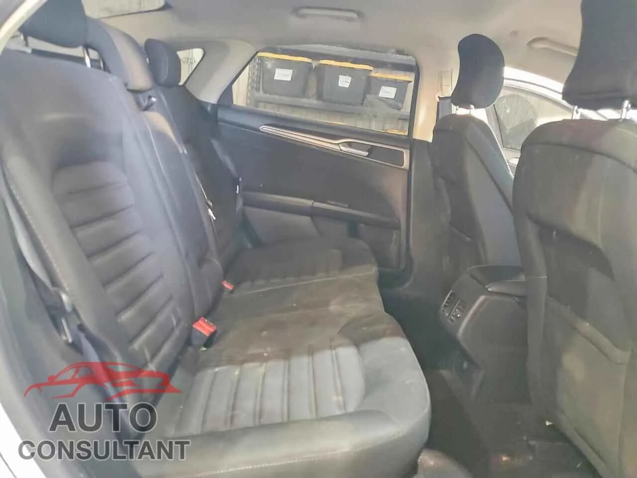 2019 FORD FUSION Damaged VIN 3FA6P0LU4KR124608 – odometer reading 2019 FORD FUSION Damaged VIN 3FA6P0LU4KR124608 – odometer reading