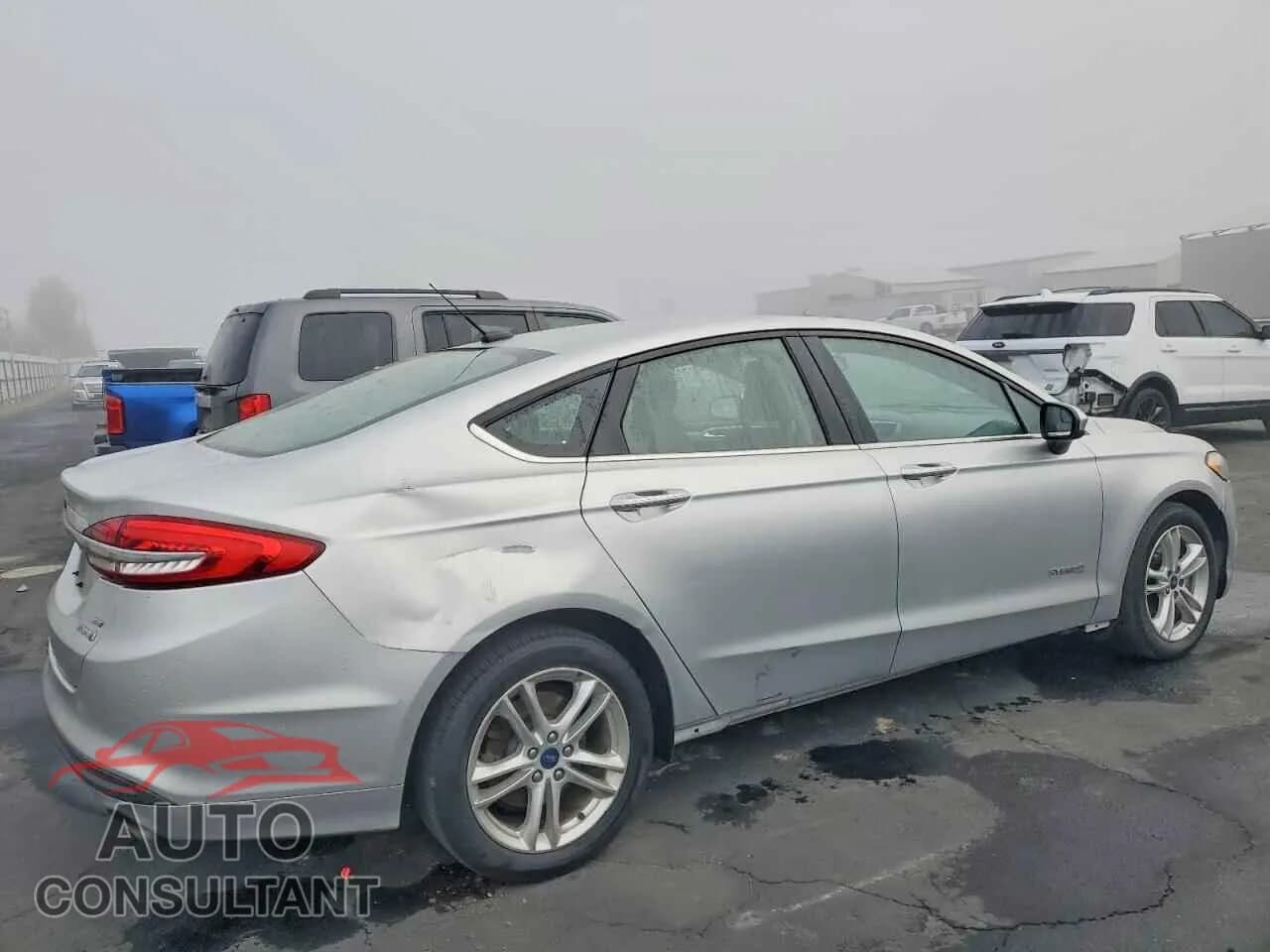 2018 FORD FUSION Damaged VIN 3FA6P0LU6JR133311 – side profile 2018 FORD FUSION Damaged VIN 3FA6P0LU6JR133311 – side profile