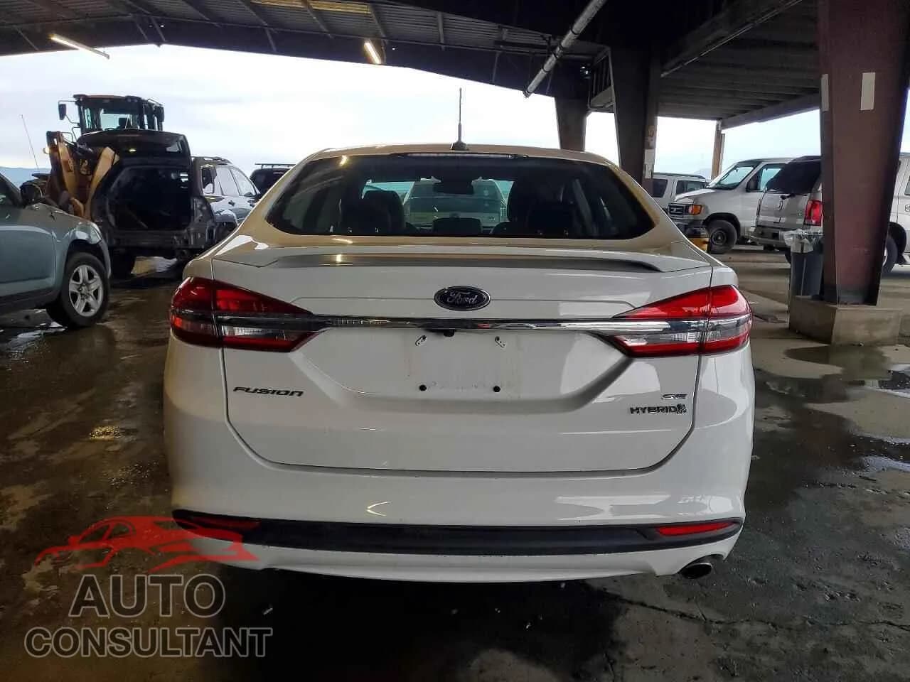 2018 FORD FUSION Damaged VIN 3FA6P0LU8JR155729 – engine bay 2018 FORD FUSION Damaged VIN 3FA6P0LU8JR155729 – engine bay