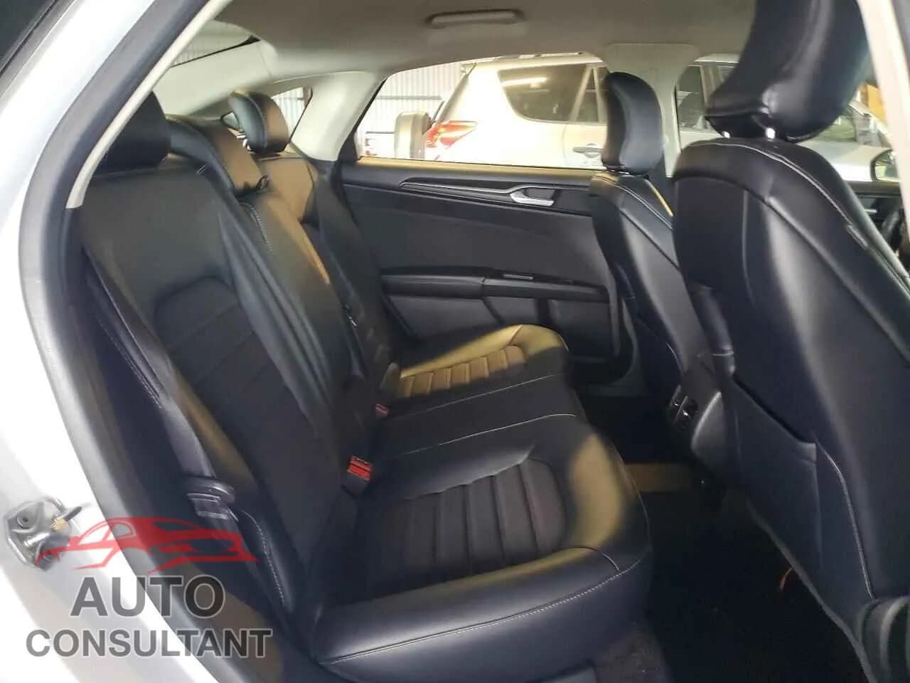 2018 FORD FUSION Damaged VIN 3FA6P0LU8JR155729 – odometer reading 2018 FORD FUSION Damaged VIN 3FA6P0LU8JR155729 – odometer reading