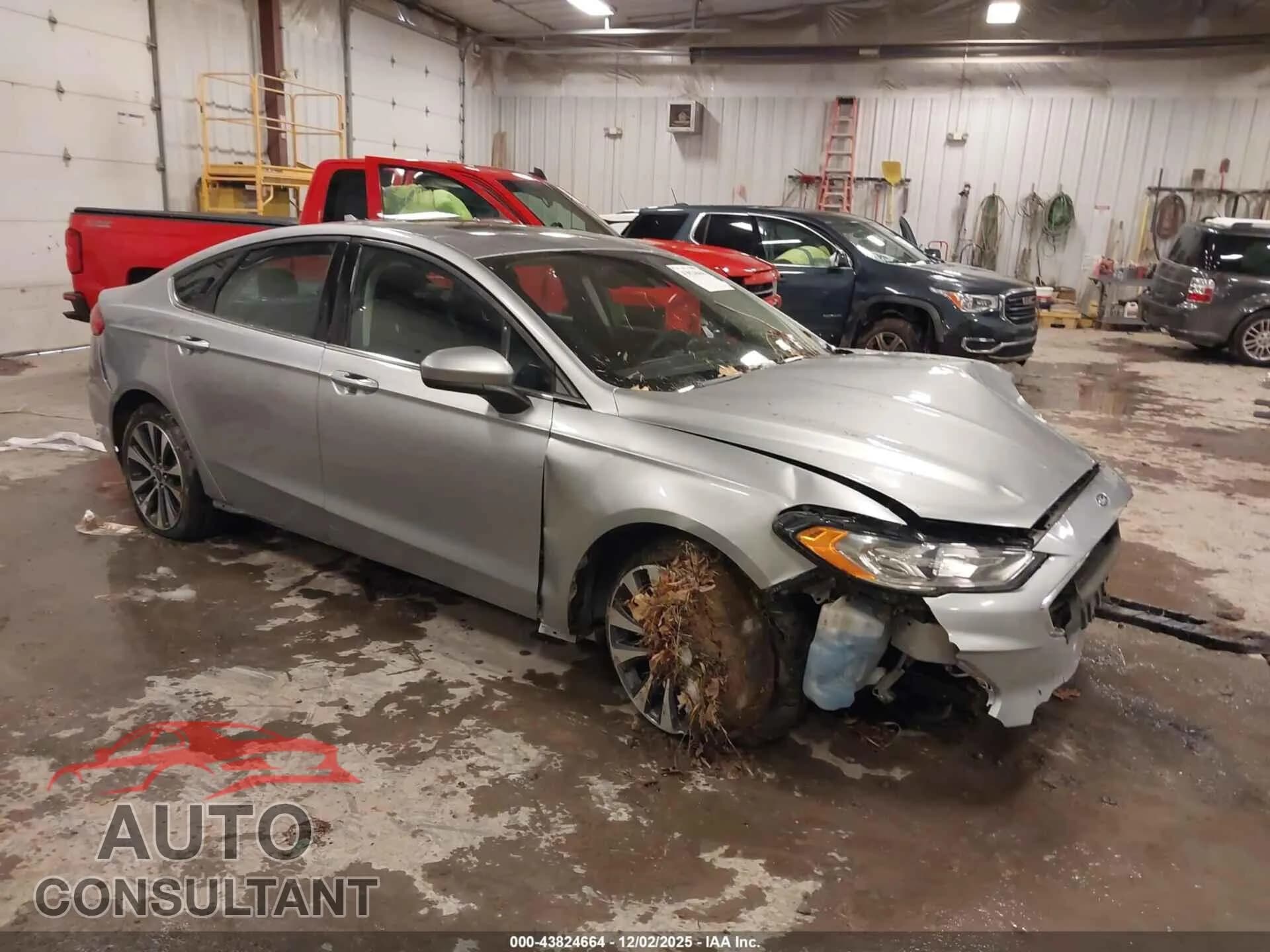 2020 FORD FUSION Damaged VIN 3FA6P0T95LR150051 – front exterior 2020 FORD FUSION Damaged VIN 3FA6P0T95LR150051 – front exterior