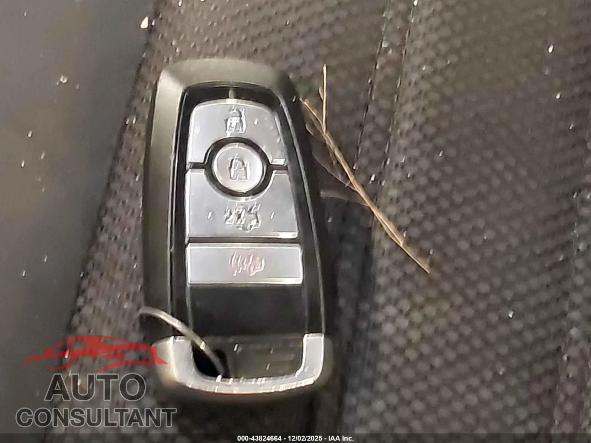 2020 FORD FUSION Damaged VIN 3FA6P0T95LR150051 – photo 11 2020 FORD FUSION Damaged VIN 3FA6P0T95LR150051 – photo 11