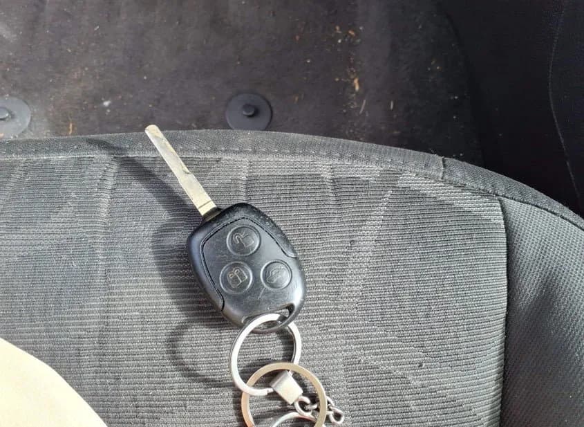 2011 FORD Fiesta Used VIN 3FADP4EJ8BM138137 – rear exterior 2011 FORD Fiesta Used VIN 3FADP4EJ8BM138137 – rear exterior