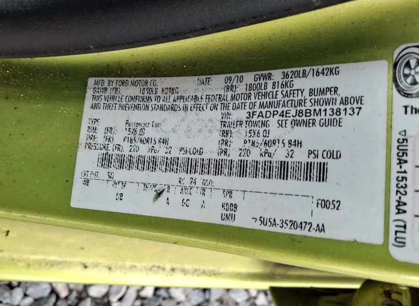 2011 FORD Fiesta Used VIN 3FADP4EJ8BM138137 – exterior detail 2011 FORD Fiesta Used VIN 3FADP4EJ8BM138137 – exterior detail