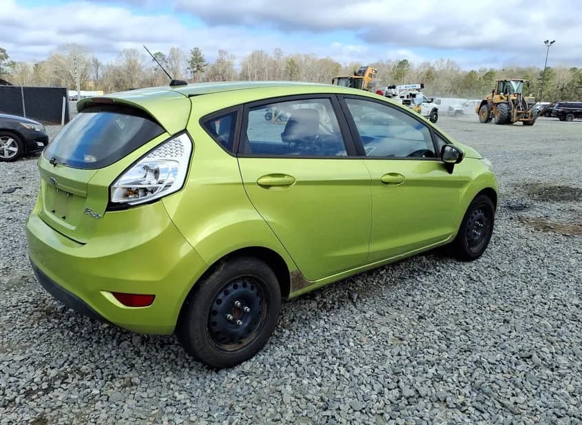 2011 FORD Fiesta Used VIN 3FADP4EJ8BM138137 – trunk area 2011 FORD Fiesta Used VIN 3FADP4EJ8BM138137 – trunk area