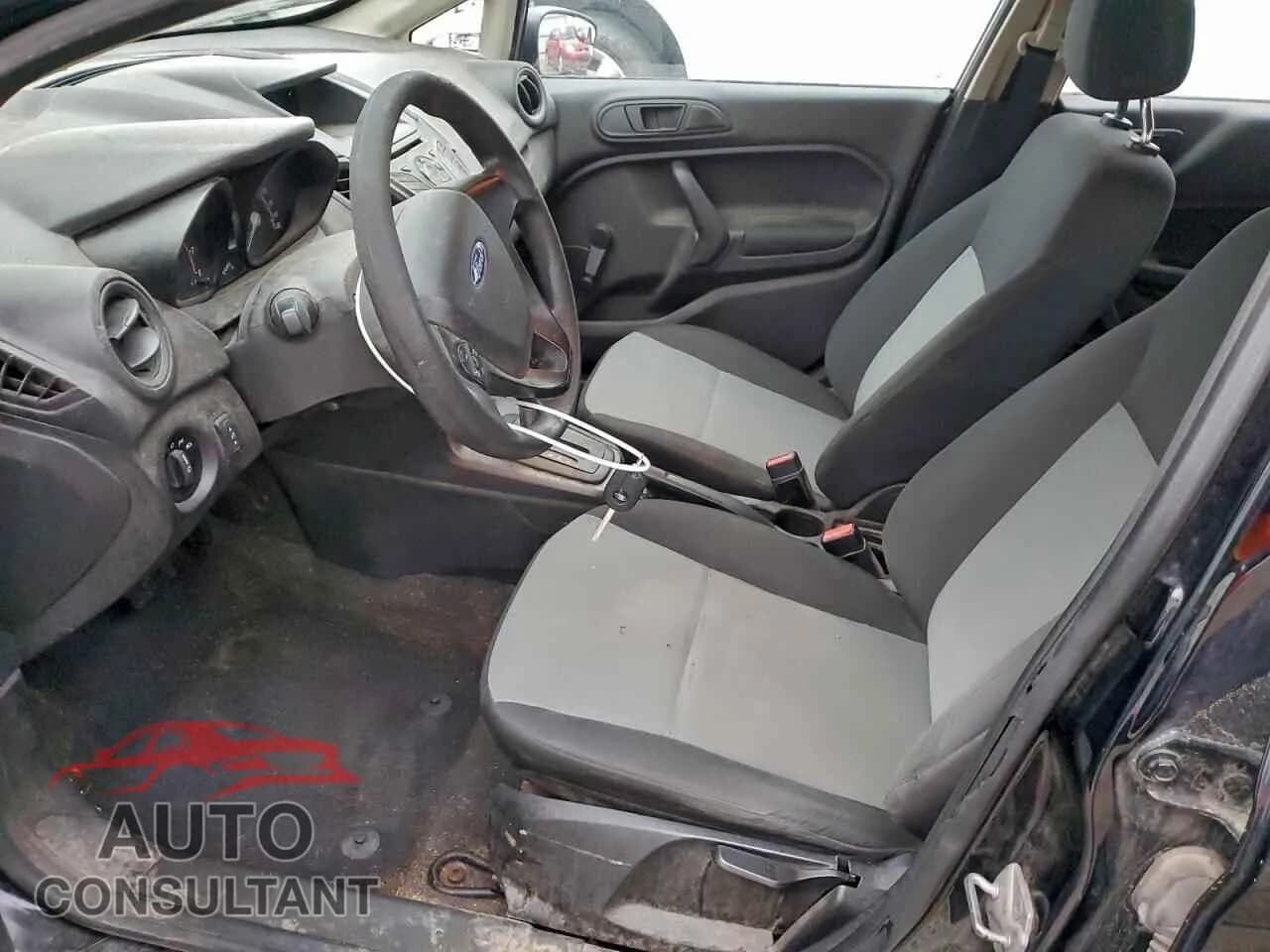 2016 FORD FIESTA Damaged VIN 3FADP4TJ9GM172503 – exterior detail 2016 FORD FIESTA Damaged VIN 3FADP4TJ9GM172503 – exterior detail