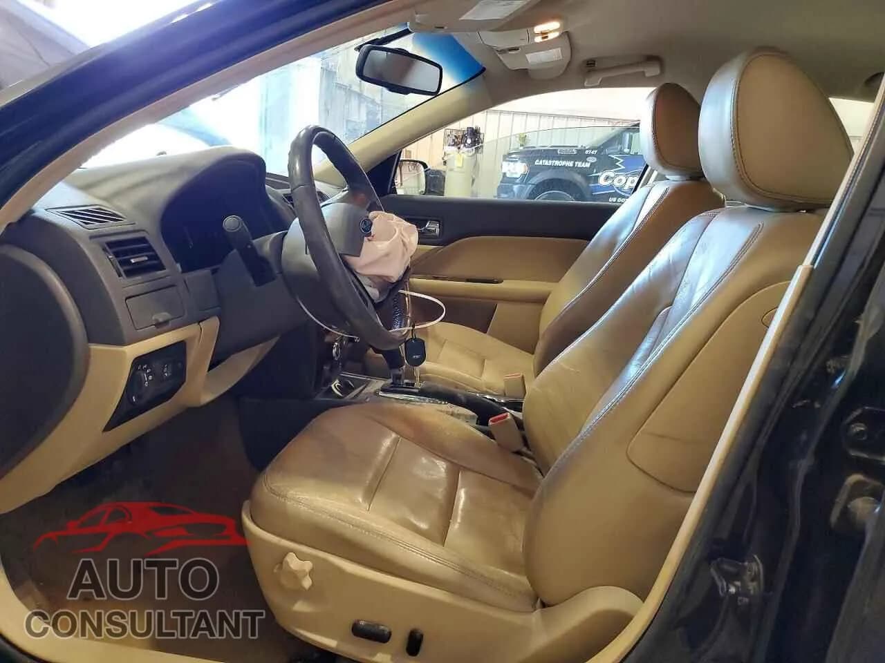 2010 FORD FUSION Damaged VIN 3FAHP0JAXAR270060 – exterior detail 2010 FORD FUSION Damaged VIN 3FAHP0JAXAR270060 – exterior detail