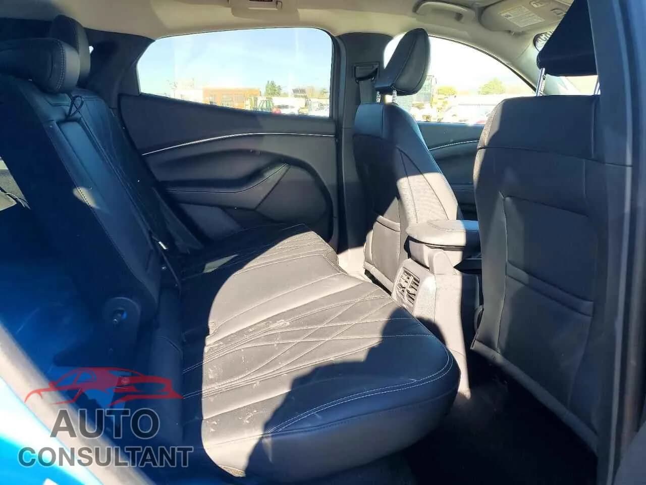 2022 FORD MUSTANG Damaged VIN 3FMTK2R71NMA13536 – photo 11 2022 FORD MUSTANG Damaged VIN 3FMTK2R71NMA13536 – photo 11