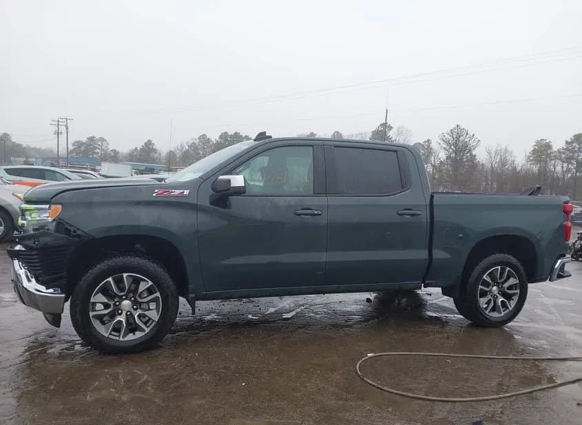 2025 CHEVROLET Silverado Used VIN 3GCUKDEDXSG215091 – photo 14 2025 CHEVROLET Silverado Used VIN 3GCUKDEDXSG215091 – photo 14