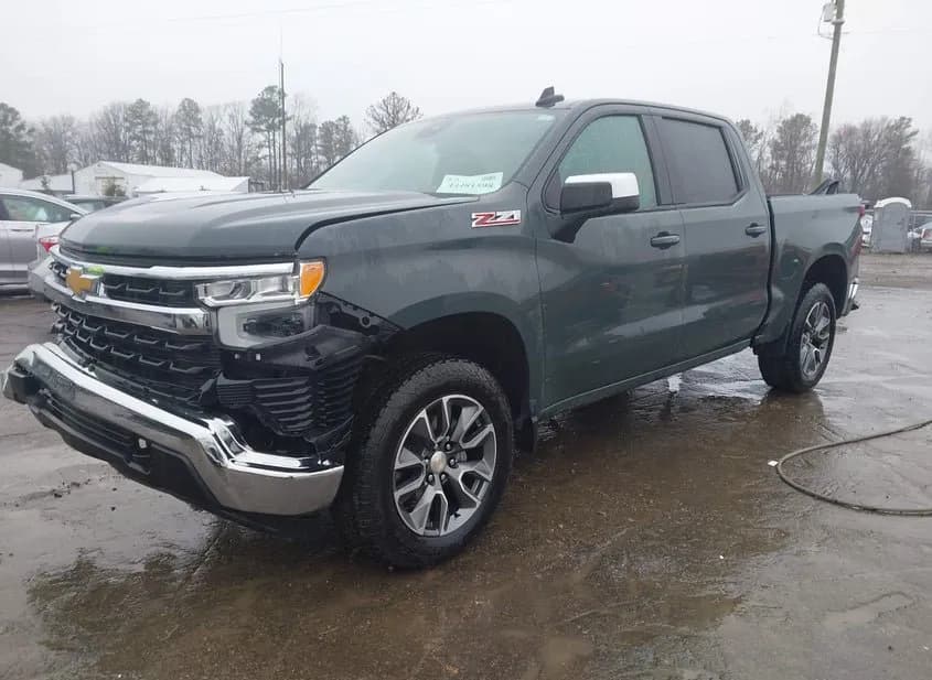 2025 CHEVROLET Silverado Used VIN 3GCUKDEDXSG215091 – photo 15 2025 CHEVROLET Silverado Used VIN 3GCUKDEDXSG215091 – photo 15