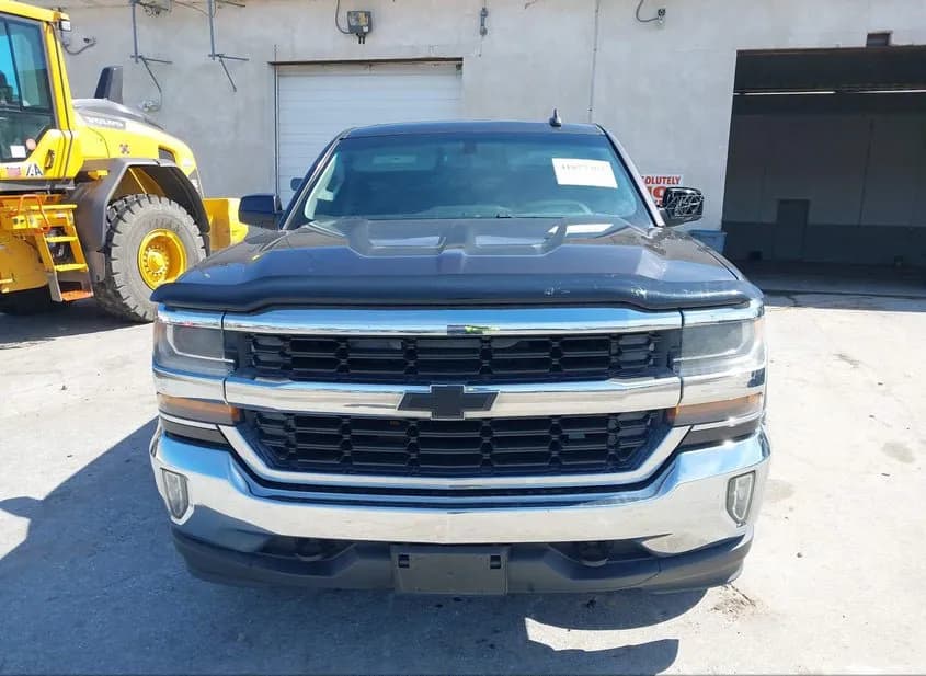 2016 CHEVROLET Silverado Used VIN 3GCUKREH2GG162880 – photo 11 2016 CHEVROLET Silverado Used VIN 3GCUKREH2GG162880 – photo 11